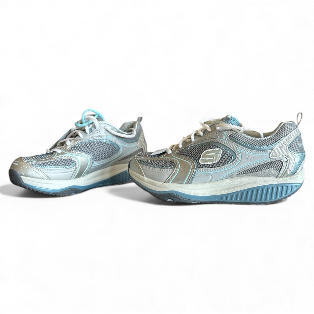 Sketchers Women’s Shape-Ups XF-Accelerators Silver/Blue/White.  Size 8. NWB